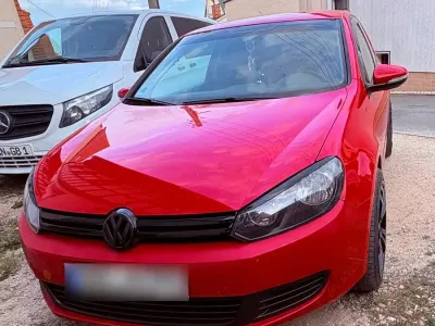 Gebraucht VW Golf VI Sound 80 PS (58 kW) 2009 Rot Kleinwagen