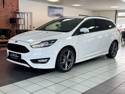 Weiß Gebraucht 2018 Ford Focus ST-Line Kombi | 11.490 € (Fairer Preis)