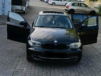 Gebraucht BMW 118 2009 Schwarz Kleinwagen