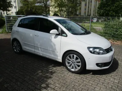 Gebraucht VW Golf Plus Cross Team 105 PS (77 kW) 2011 Weiß Van / Kleinbus