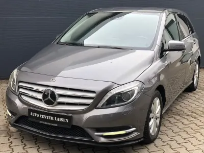 Gebraucht Mercedes B220 209 PS (153 kW) 2013 Grau Kleinwagen