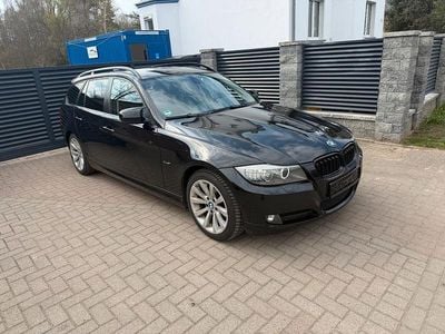 Second-hand BMW 318 Sport Line 143 CP (105 kW) 2009 Negru Break