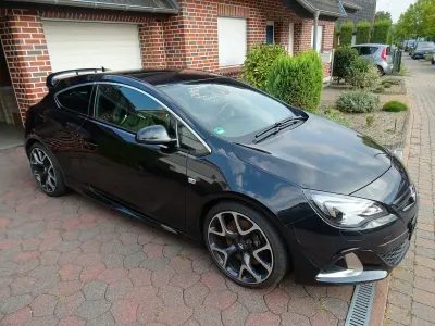 Gebraucht Opel Astra GTC OPC 280 PS (205 kW) 2014 Schwarz Coupé