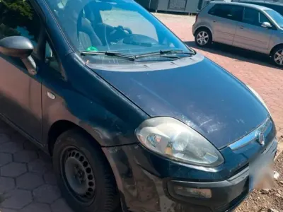Gebraucht Fiat Punto 63 PS (46 kW) 2009 Schwarz Kleinwagen