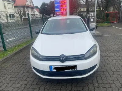 Gebraucht VW Golf VI Comfortline 122 PS (89 kW) 2009 Weiß Limousine