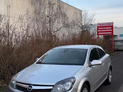 Gebraucht Opel Astra GTC 89 PS (65 kW) 2008 Grau Coupé