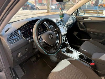 Gebraucht VW Tiguan Allspace 150 PS (110 kW) 2018 Grau SUV