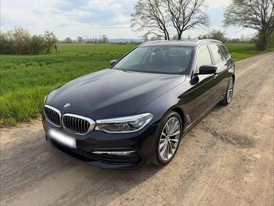 Usata BMW 520 Sport Line 190 CV (139 kW) 2017 Blu Station wagon
