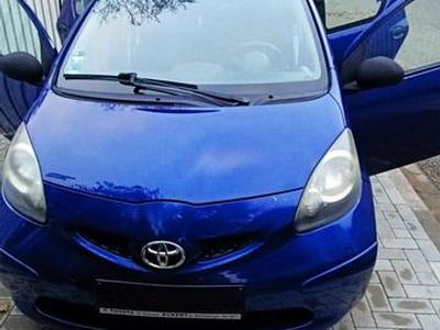 Usata Toyota Aygo 68 CV (50 kW) 2009 Blu Utilitaria