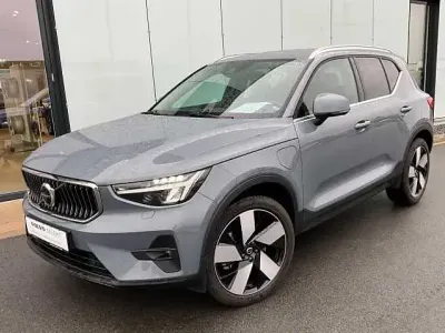 Usata Volvo XC40 Plus 261 CV (191 kW) 2022 Grigio SUV