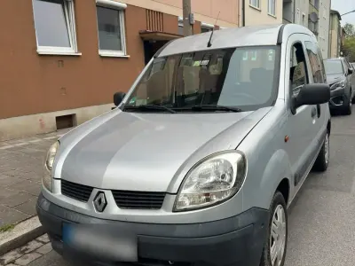 Gebraucht Renault Kangoo 75 PS (55 kW) 2004 Silber Van / Kleinbus