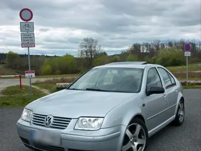 Gebraucht VW Bora 220 PS (161 kW) 2002 Silber Limousine