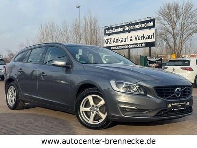 Gebraucht Volvo V60 Business Edition 190 PS (139 kW) 2018 Grau Kombi