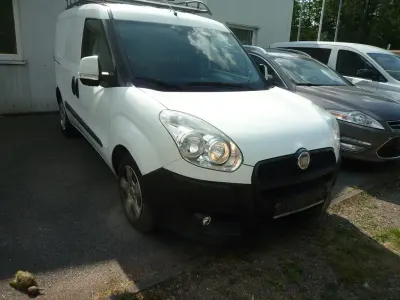 Gebraucht Fiat Doblò 101 PS (74 kW) 2013 Weiß Van / Kleinbus