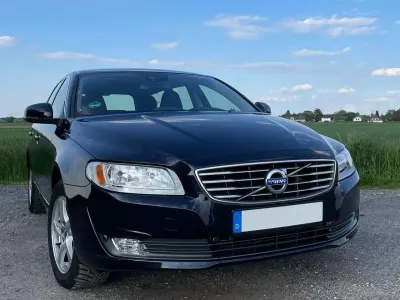 Używany Volvo V70 Standard 190 KM (139 kW) 2015 Niebieski Kombi