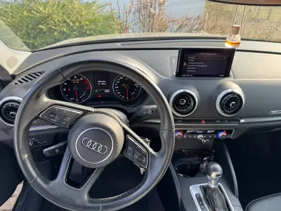 Używany Audi A3 Ambiente 116 KM (85 kW) 2019 Szary Sedan/Limuzyna