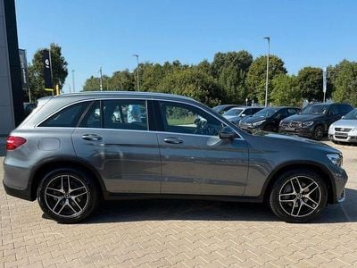 Mercedes GLC300