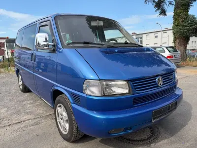 Gebraucht VW Multivan 102 PS (75 kW) 2000 Blau Van / Kleinbus