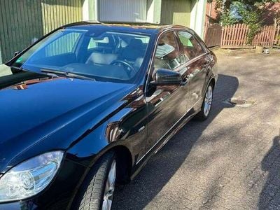Mercedes E220