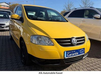 Second-hand VW Fox Basis 75 CP (55 kW) 2005 Galben Hatchback