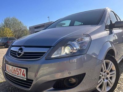 Second-hand Opel Zafira Innovation 140 CP (102 kW) 2009 Albastru Monovolum