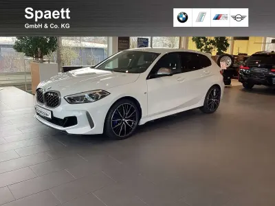 Gebraucht BMW M135 Performance 306 PS (225 kW) 2022 Alpinweiß uni Kleinwagen