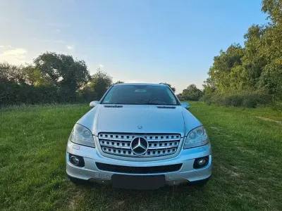 Gebraucht Mercedes ML420 306 PS (225 kW) 2008 Silber SUV