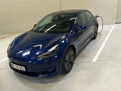Gebraucht Tesla Model 3 Standard Range 239 kW (325 PS) 2021 Blau Limousine