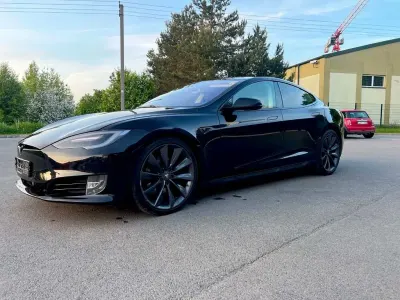 Używany Tesla Model S 384 kW (523 KM) 2015 Czarny Hatchback