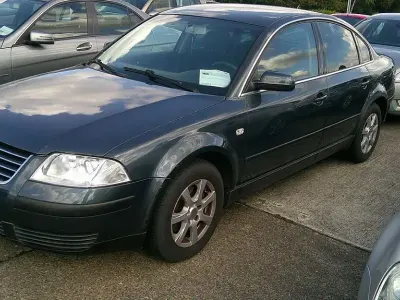 Gebraucht VW Passat Comfortline 102 PS (75 kW) 2002 Blaugrau (metallic) Limousine