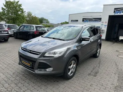 Używany Ford Kuga Titanium 140 KM (102 kW) 2014 Szary SUV