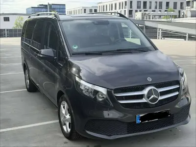 Gebraucht Mercedes V220 Edition 163 PS (119 kW) 2023 Grau Van / Kleinbus