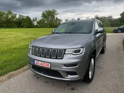 Käytetty Jeep Grand Cherokee Summit 250 HP (183 kW) 2018 Hopea Katumaasturi