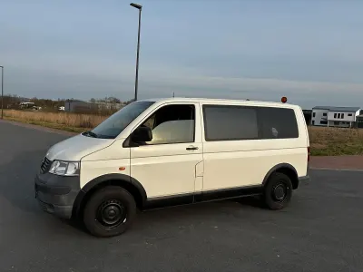 Gebraucht VW Caravelle 105 PS (77 kW) 2005 Weiß Van