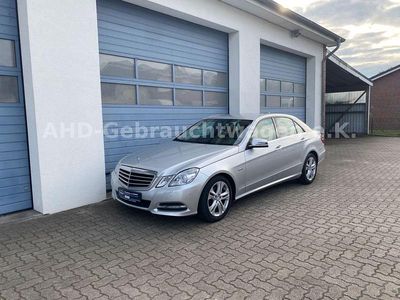 Silber Gebraucht 2011 Mercedes E220 Avantgarde Limousine | 11.990 € (Fairer Preis)