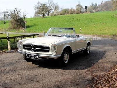 Gebraucht Mercedes 250 150 PS (110 kW) 1967 Weiß Cabrio