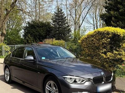 Second-hand BMW 325 Luxury Line 224 CP (164 kW) 2017 Gri Berlinǎ
