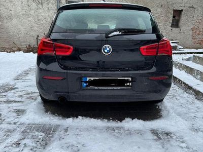 Schwarz Gebraucht 2017 BMW 118 Advantage Kleinwagen | 13.900 € (Fairer Preis)