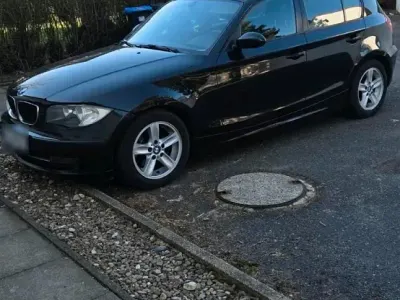 Gebraucht BMW 118 143 PS (105 kW) 2007 Schwarz Kleinwagen