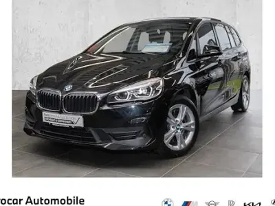Begagnad BMW 218 Advantage 150 HK (110 kW) 2023 Svart Kombi