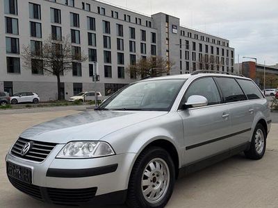 Usata VW Passat Family 101 CV (74 kW) 2005 Argento Station wagon