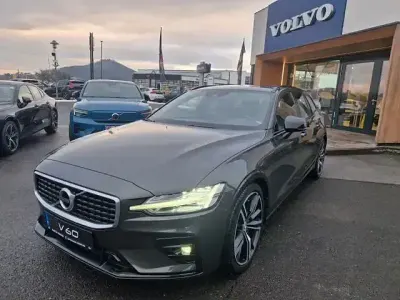 Gebraucht Volvo V60 R-Design 190 PS (139 kW) 2020 Grau Kombi