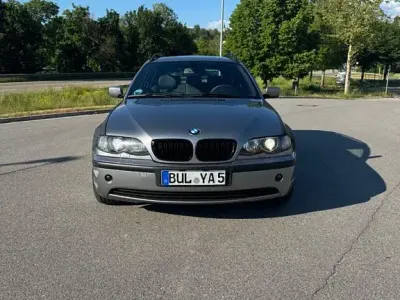 Gebraucht BMW 318 143 PS (105 kW) 2004 Grau Kombi