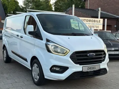 Usata Ford Transit Custom 105 CV (77 kW) 2018 Bianco Monovolume