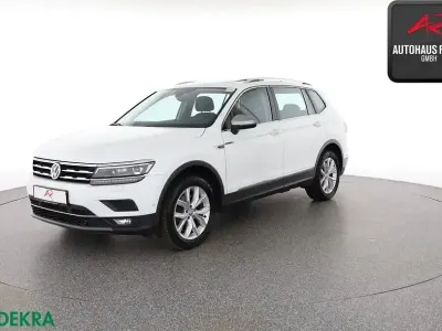 Gebraucht VW Tiguan Allspace Sport 239 PS (175 kW) 2019 Pure white SUV