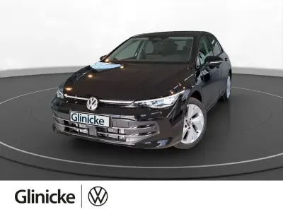 Neu VW Golf VIII 150 PS (110 kW) 2026 Grenadillschwarz metallic Limousine