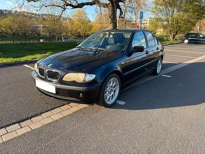 Gebraucht BMW 318 Sport Line 115 PS (84 kW) 2002 Schwarz Limousine