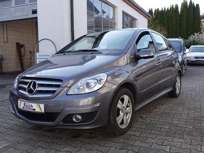 Gebraucht Mercedes B180 116 PS (85 kW) 2009 Grau Van / Kleinbus