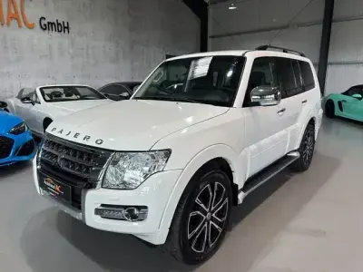 Gebraucht Mitsubishi Pajero Edition 190 PS (139 kW) 2016 Frost white SUV