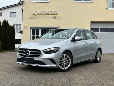 Gebraucht Mercedes B220 190 PS (139 kW) 2019 Iridiumsilber  metalliclack Van / Kleinbus